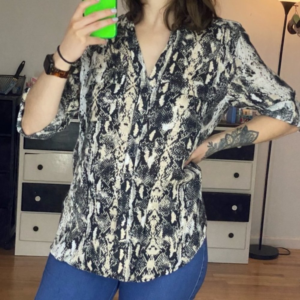 BOGO 🛍 Calvin Klein Snakeprint Blouse